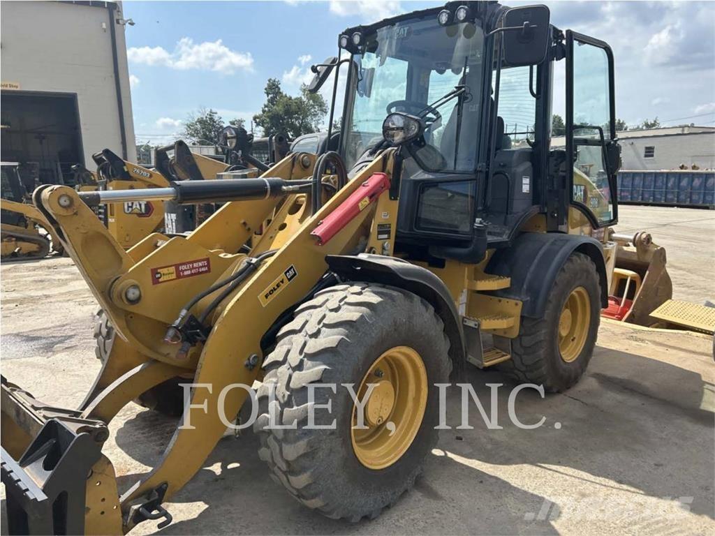 CAT 908-14 لوادر بعجل