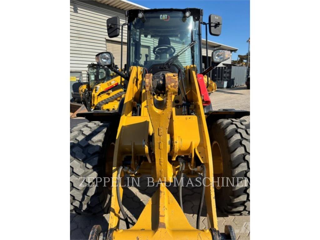 CAT 908-14 لوادر بعجل