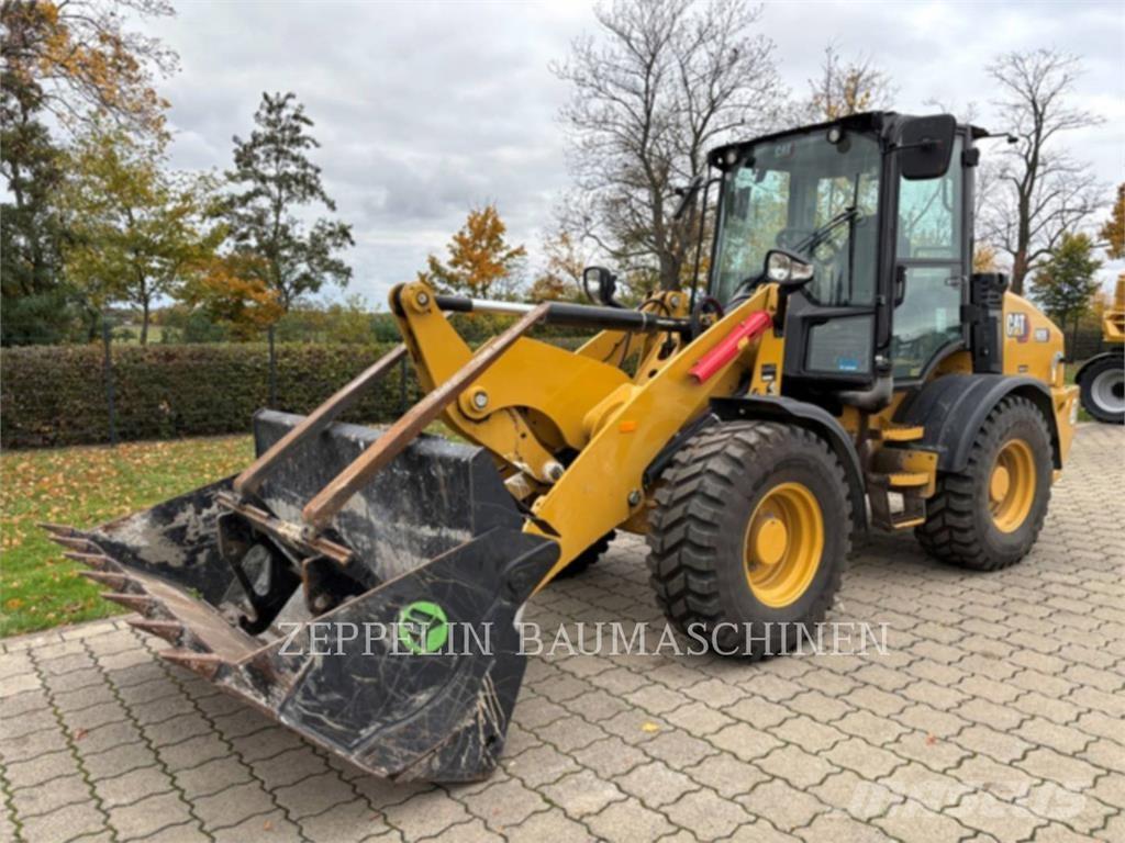 CAT 908-14 لوادر بعجل