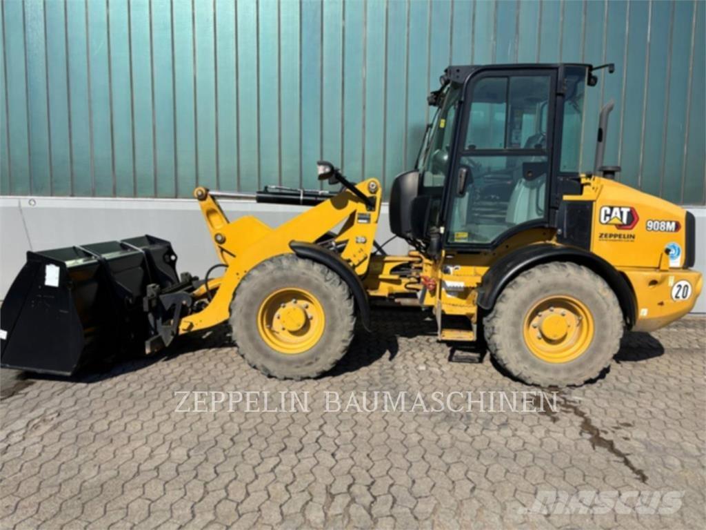 CAT 908M لوادر بعجل