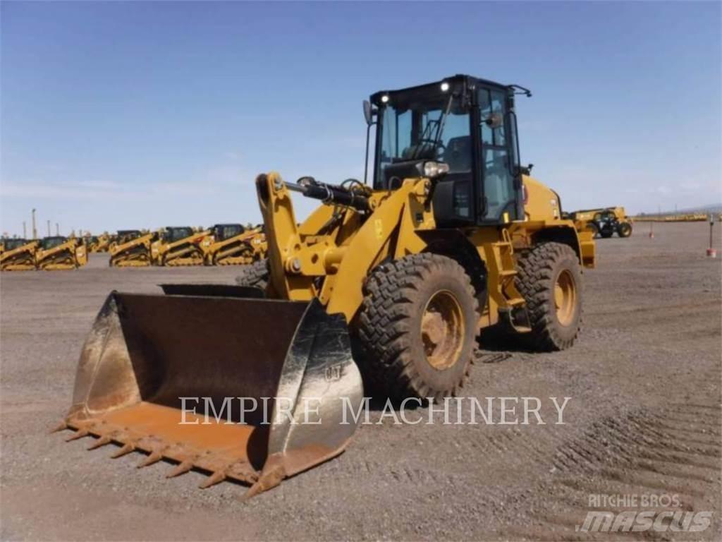 CAT 910-14 لوادر بعجل