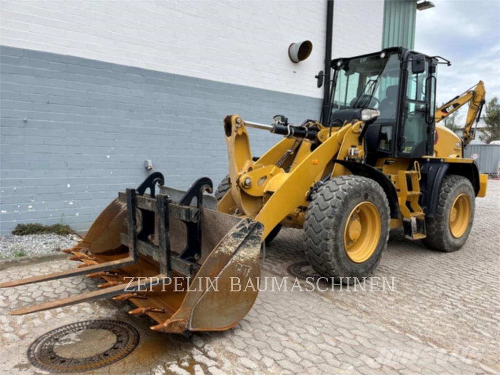 CAT 910-14A لوادر بعجل