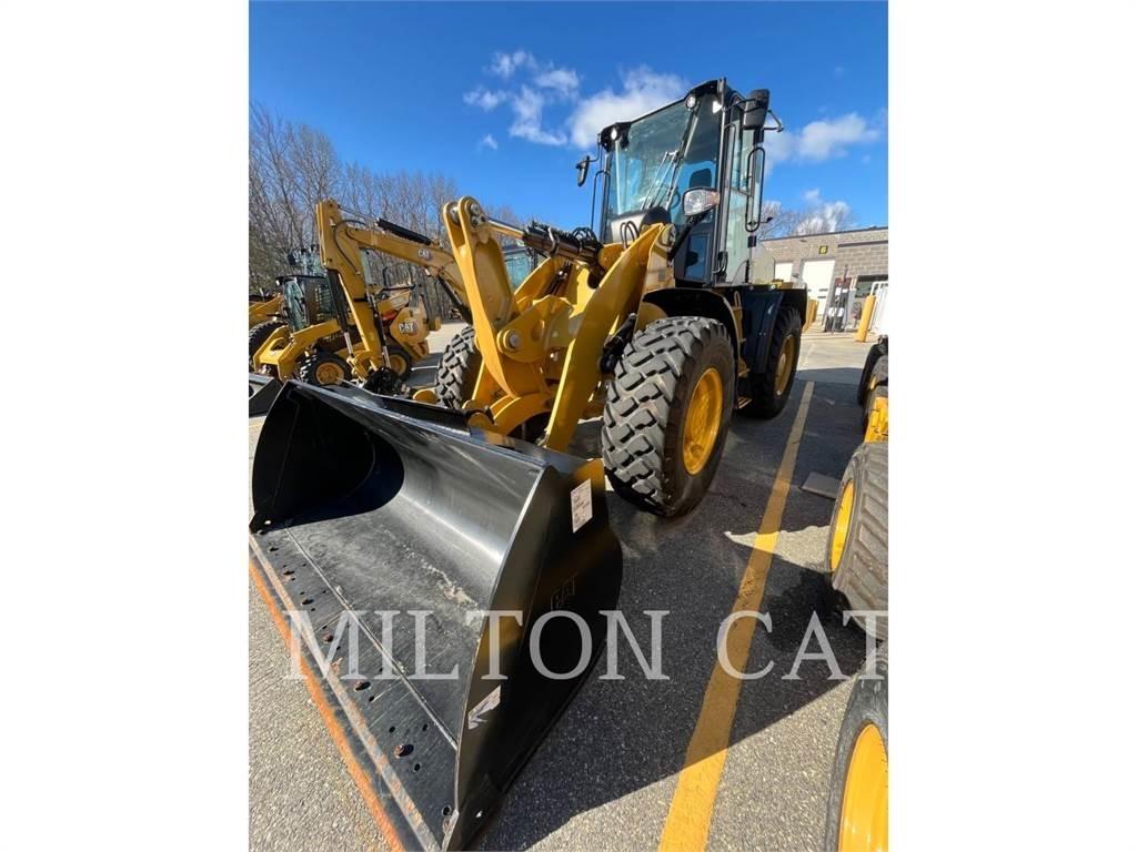 CAT 914 لوادر بعجل
