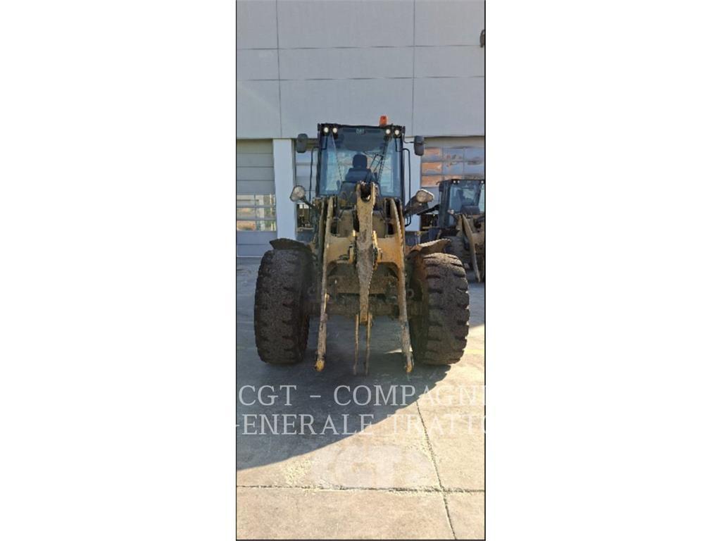 CAT 914 لوادر بعجل