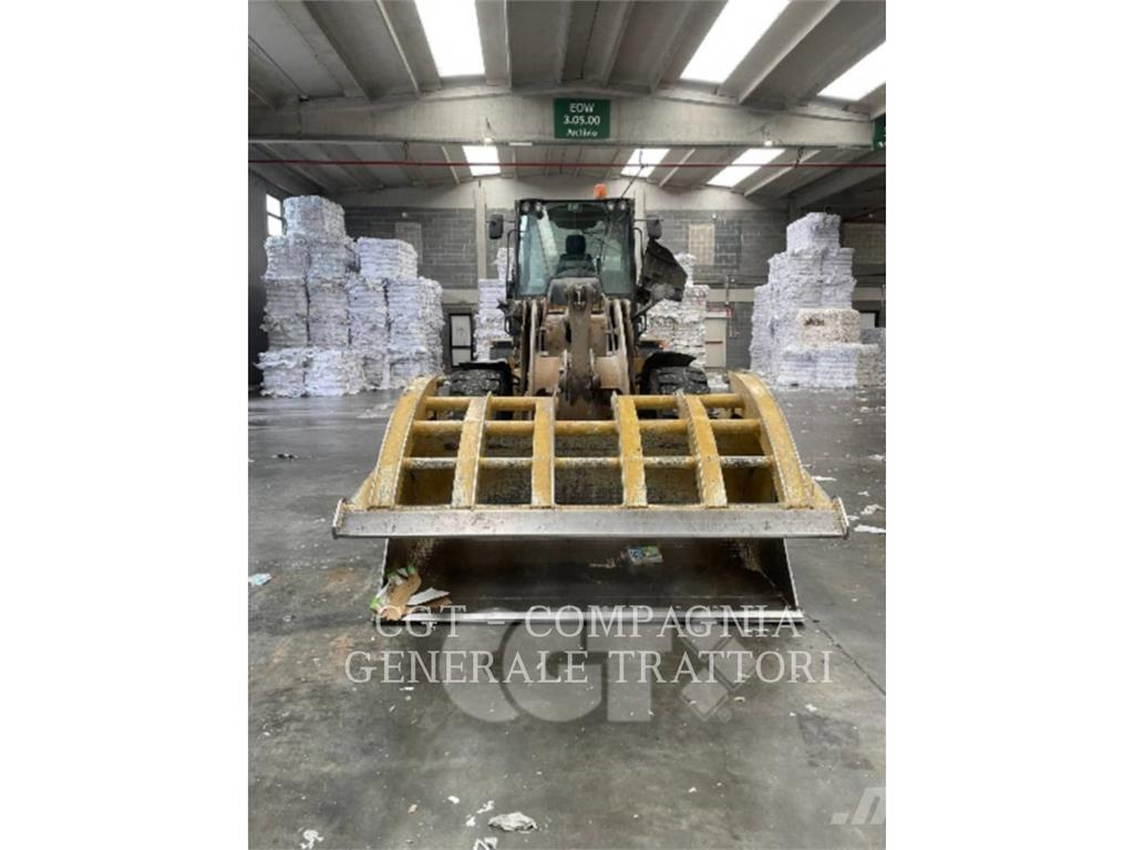 CAT 914 لوادر بعجل