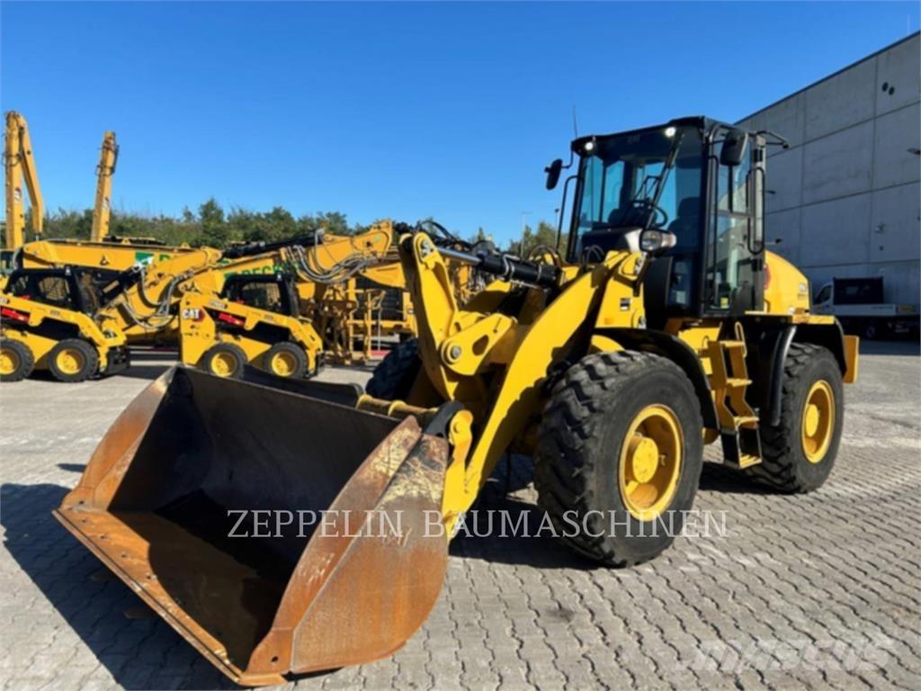 CAT 914-14A لوادر بعجل