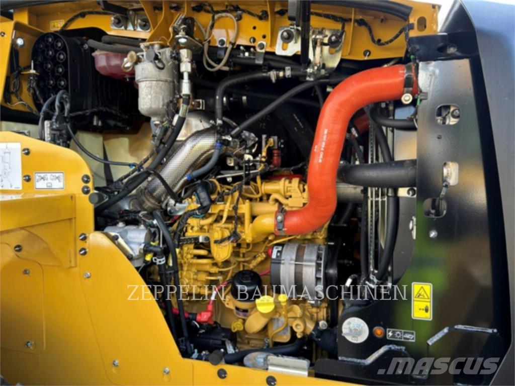 CAT 914-14A لوادر بعجل