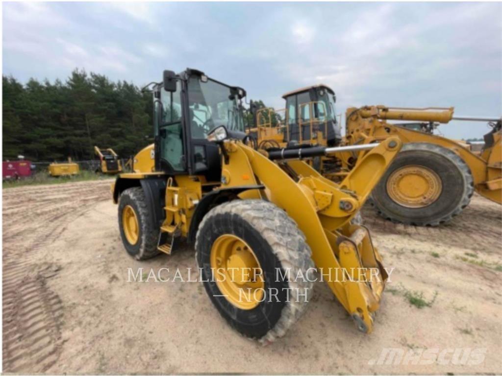CAT 91414 لوادر بعجل