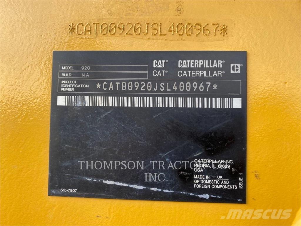 CAT 920 لوادر بعجل