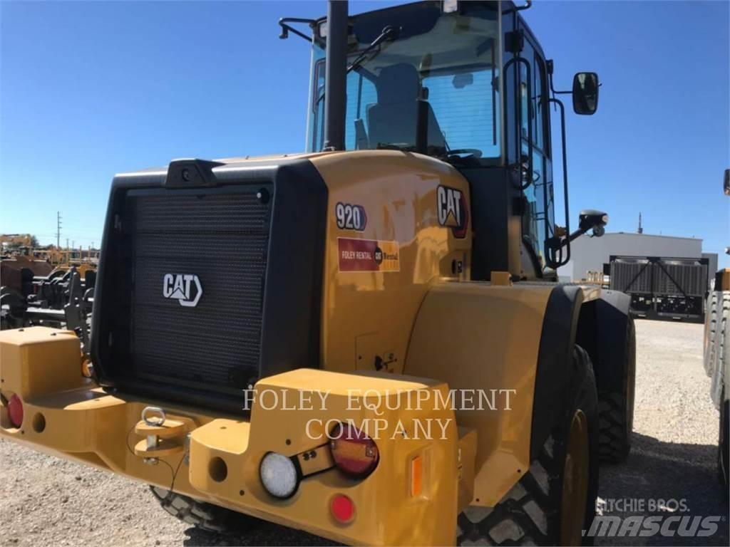CAT 920-14 لوادر بعجل