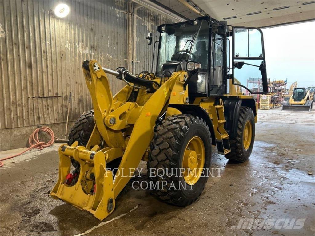 CAT 920-14 لوادر بعجل