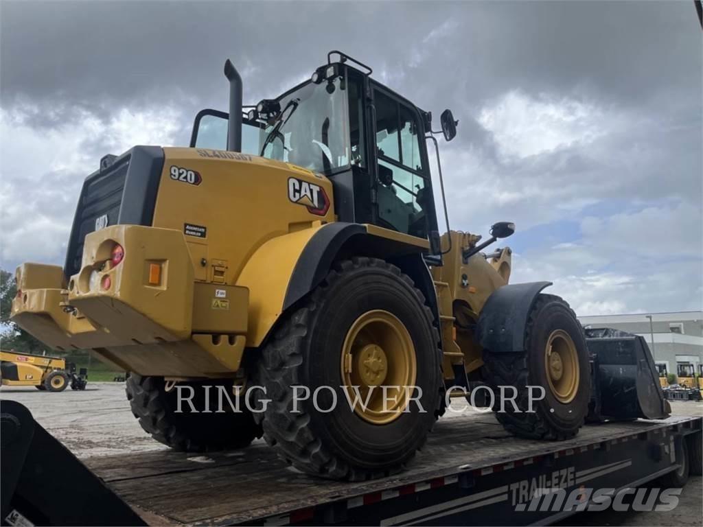 CAT 920 FQC لوادر بعجل