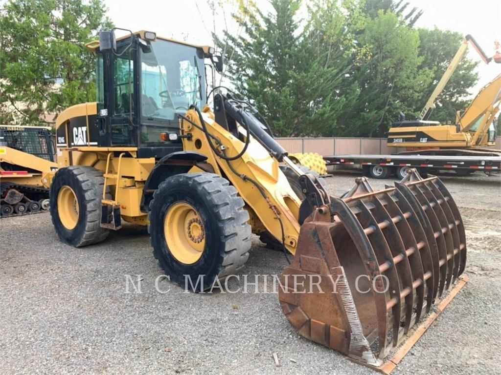CAT 924G لوادر بعجل