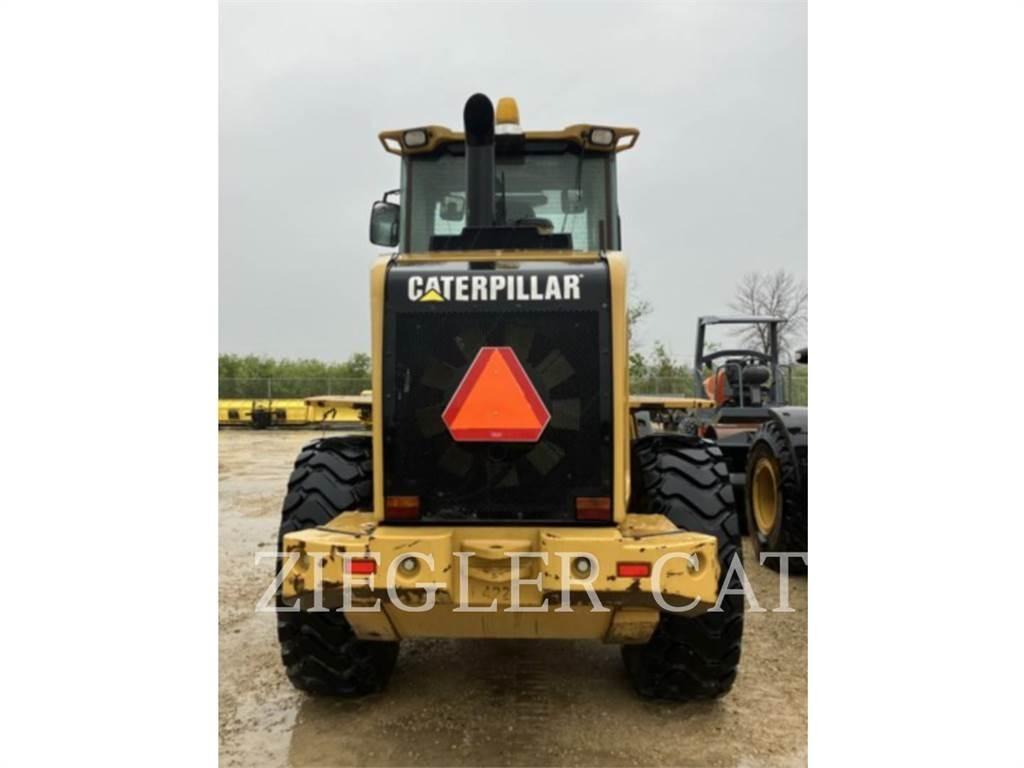CAT 924H لوادر بعجل