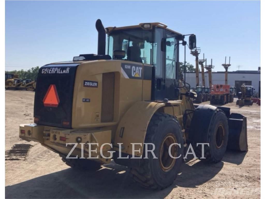 CAT 924H لوادر بعجل