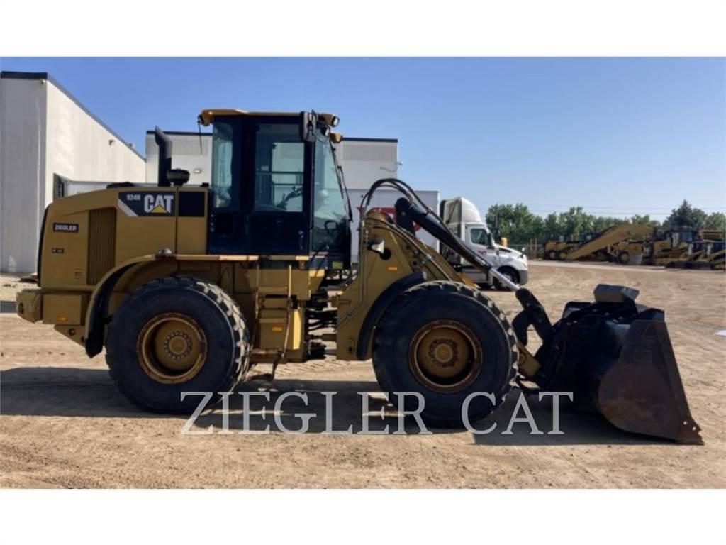 CAT 924H لوادر بعجل