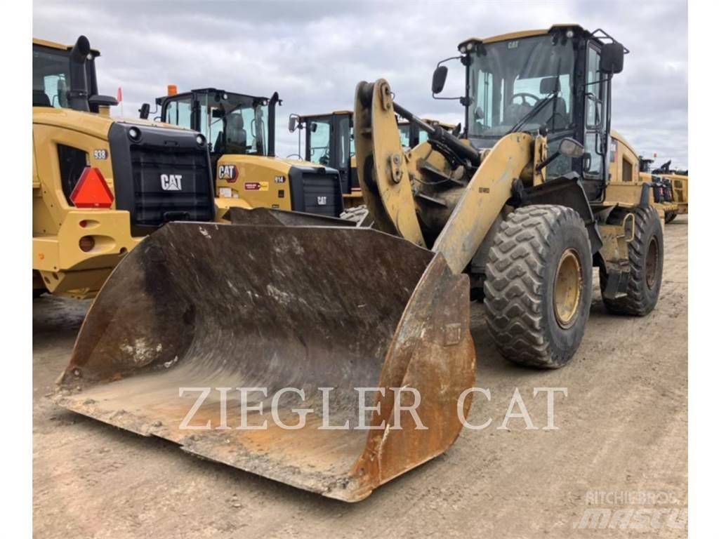 CAT 924K لوادر بعجل
