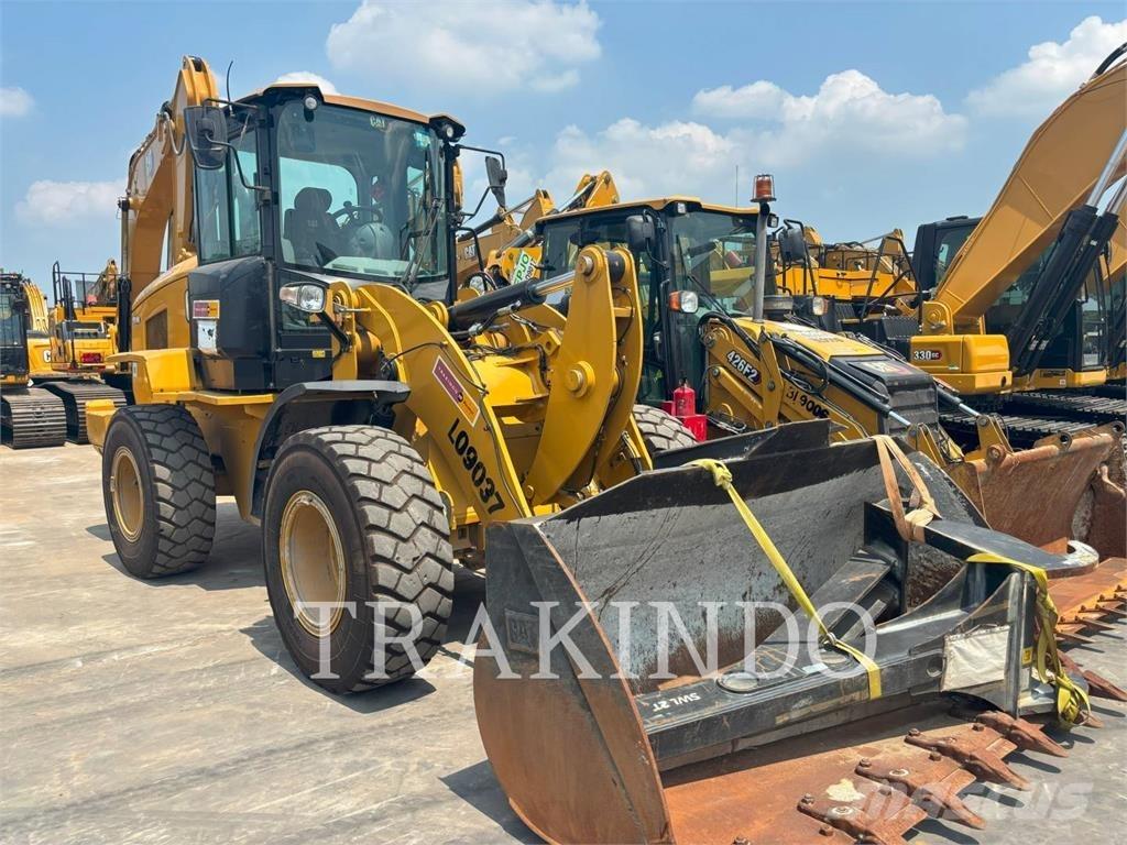 CAT 924K لوادر بعجل