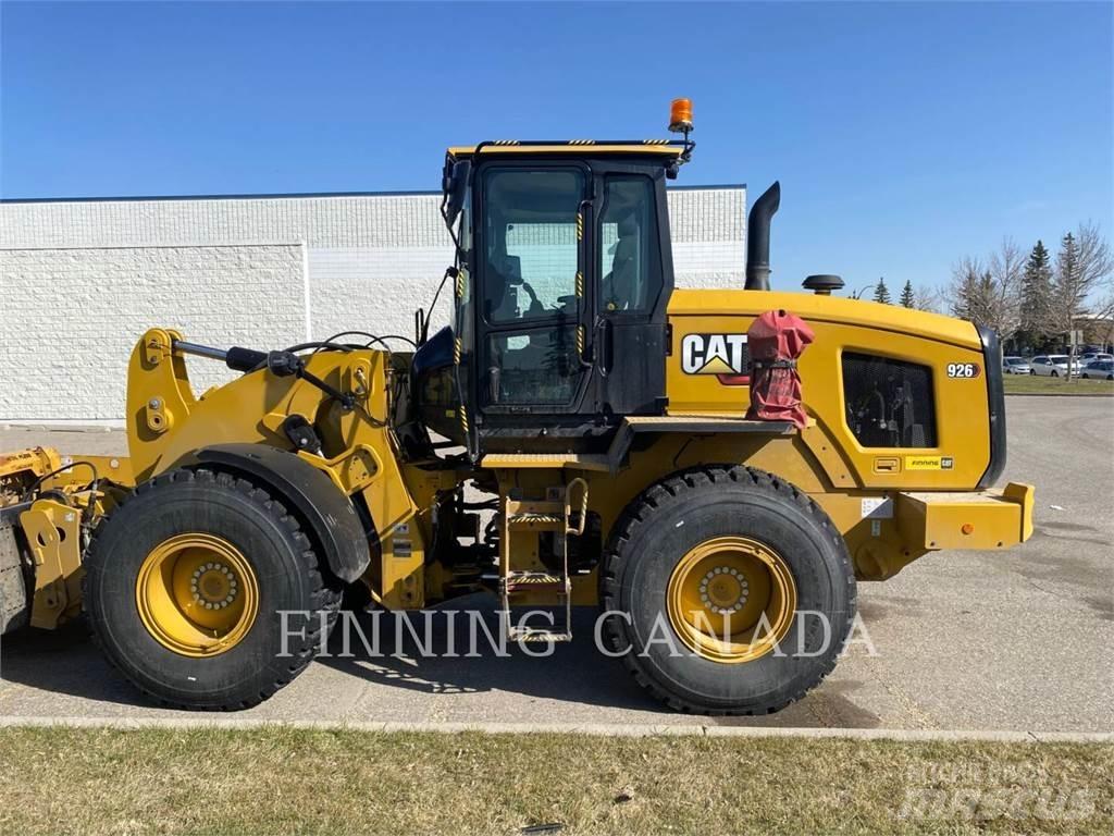 CAT 926-14 لوادر بعجل