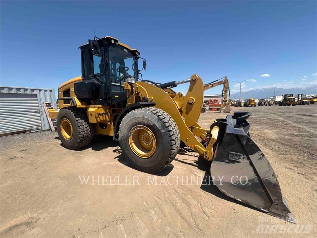 CAT 926 QC 3V لوادر بعجل