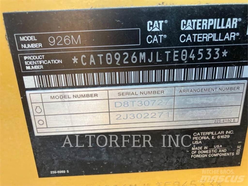 CAT 926M لوادر بعجل