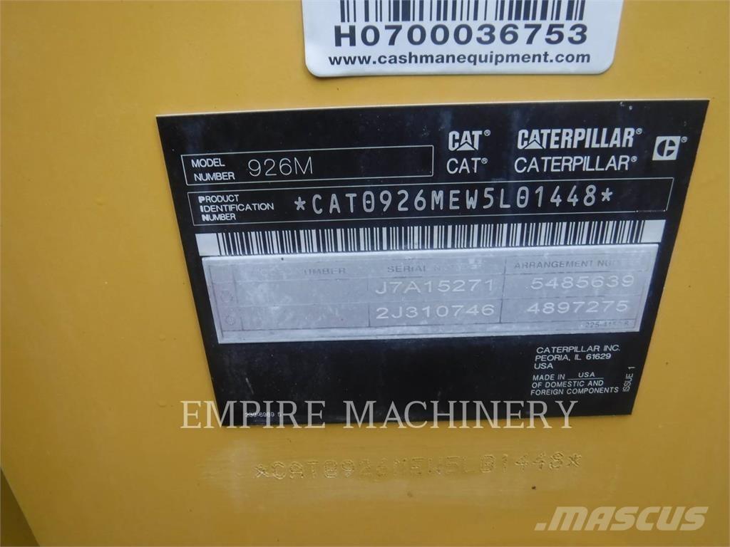 CAT 926M لوادر بعجل