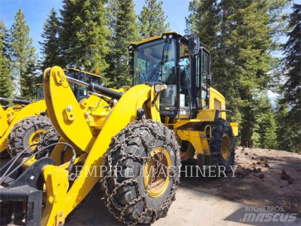 CAT 926M لوادر بعجل