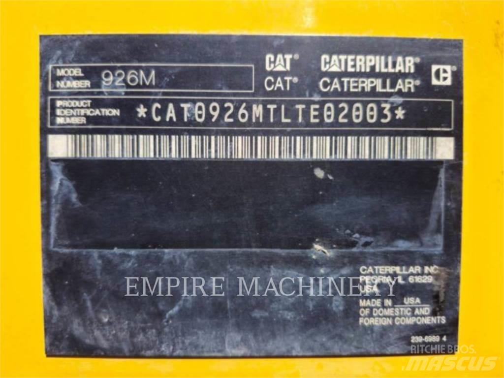 CAT 926M لوادر بعجل