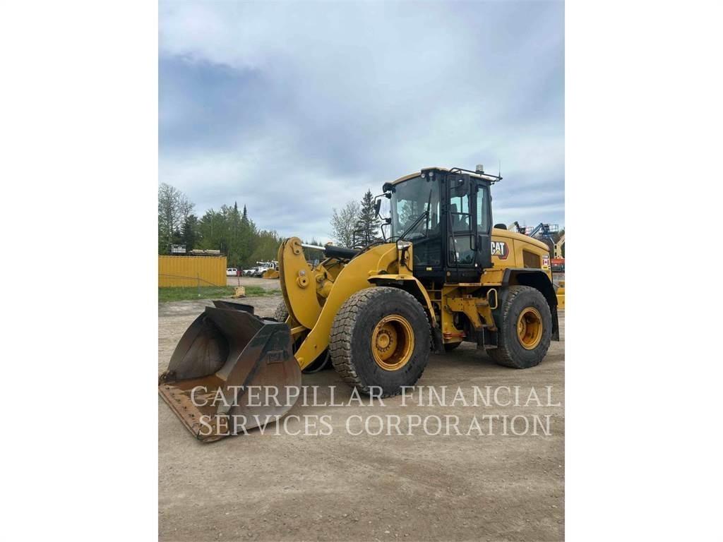 CAT 926M لوادر بعجل