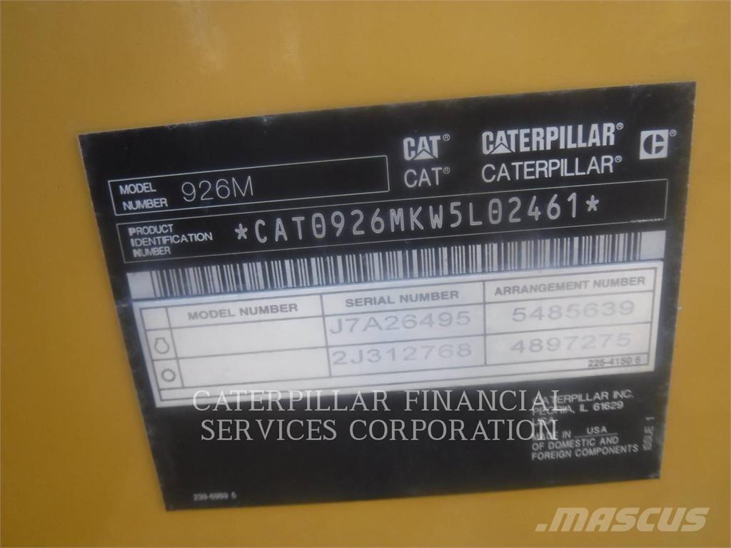 CAT 926M لوادر بعجل