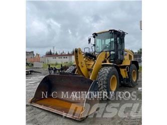 CAT 926M لوادر بعجل