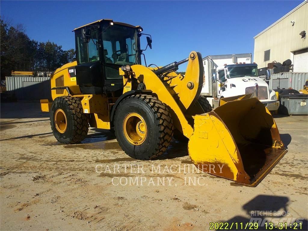 CAT 926M 3V لوادر بعجل