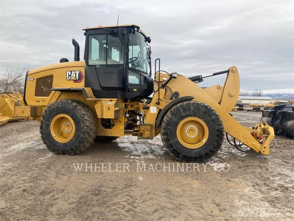 CAT 926M HL QC لوادر بعجل