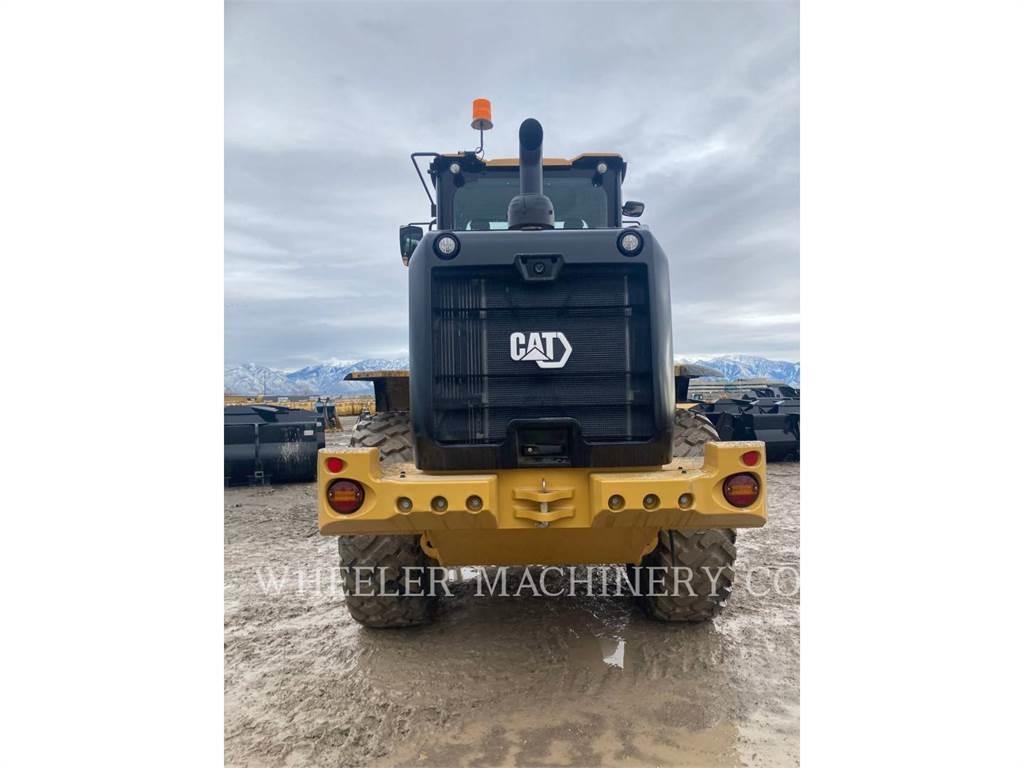 CAT 926M HL QC لوادر بعجل