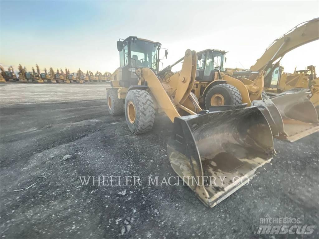 CAT 926M HL QC لوادر بعجل
