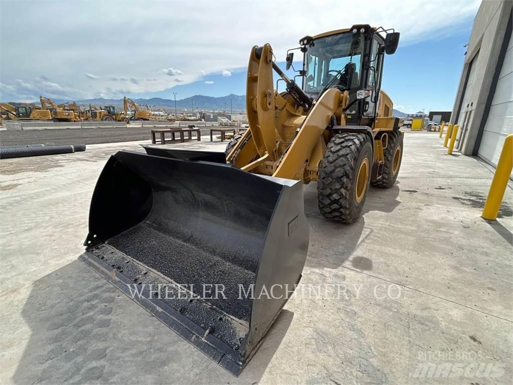 CAT 926M HL QC لوادر بعجل
