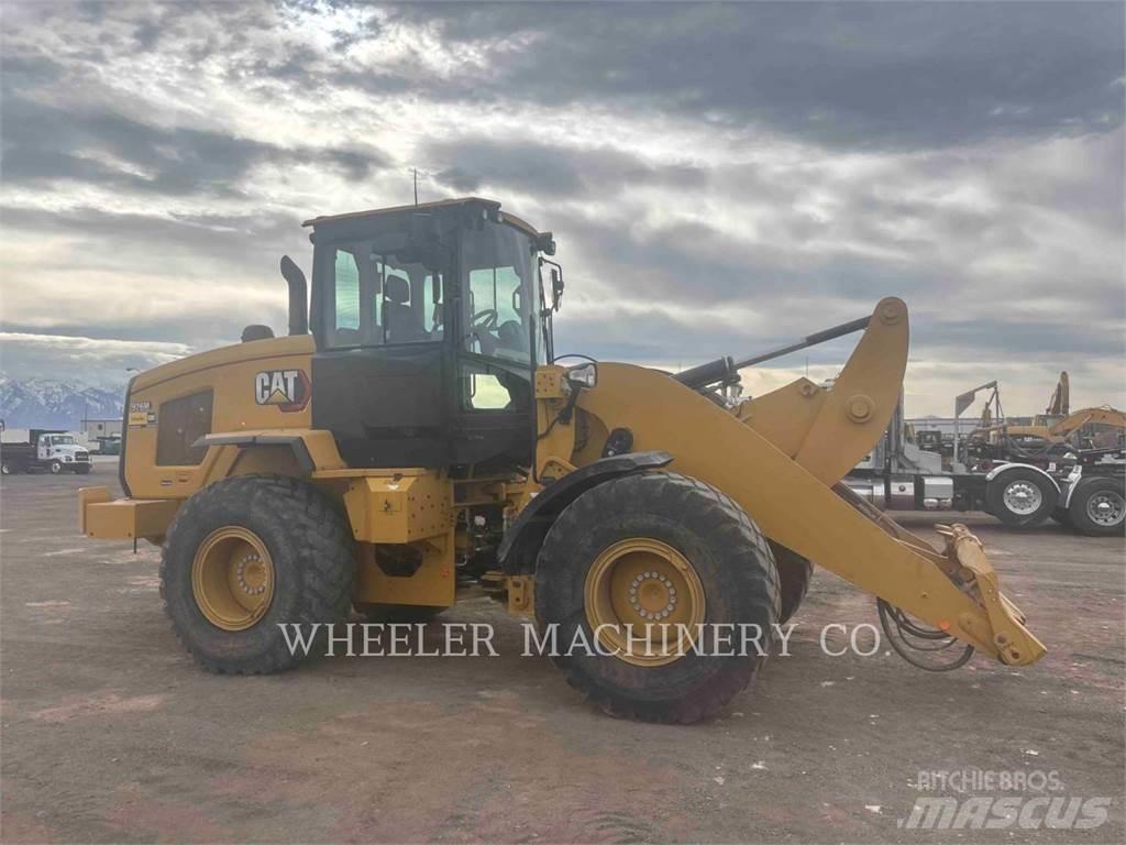 CAT 926M HL QC لوادر بعجل