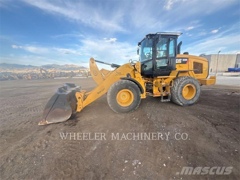 CAT 926M HL QC لوادر بعجل