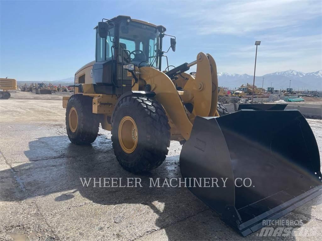 CAT 926M QC لوادر بعجل