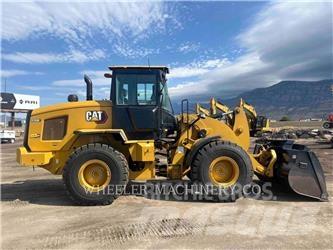 CAT 926M QC لوادر بعجل