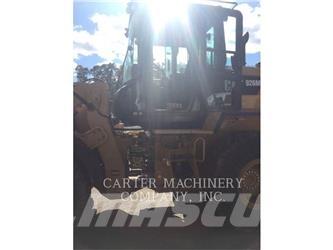 CAT 926M QC لوادر بعجل
