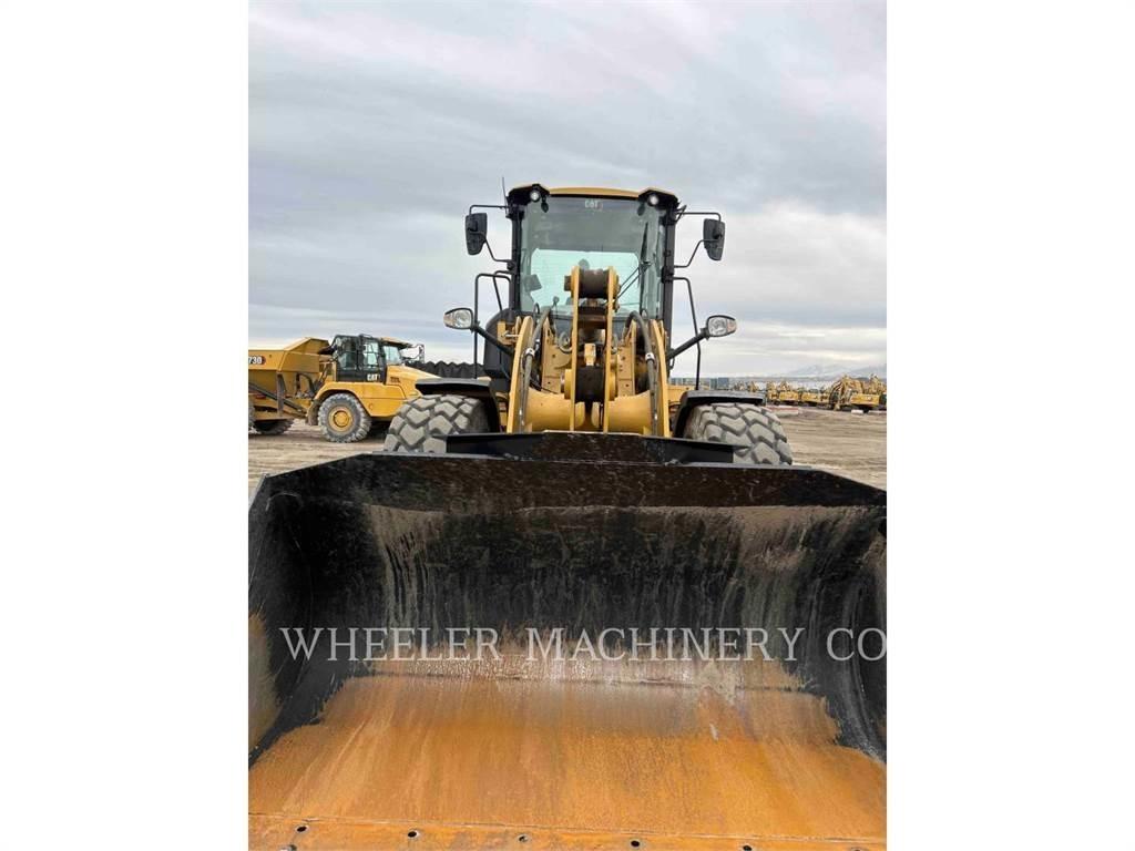 CAT 926M QC لوادر بعجل