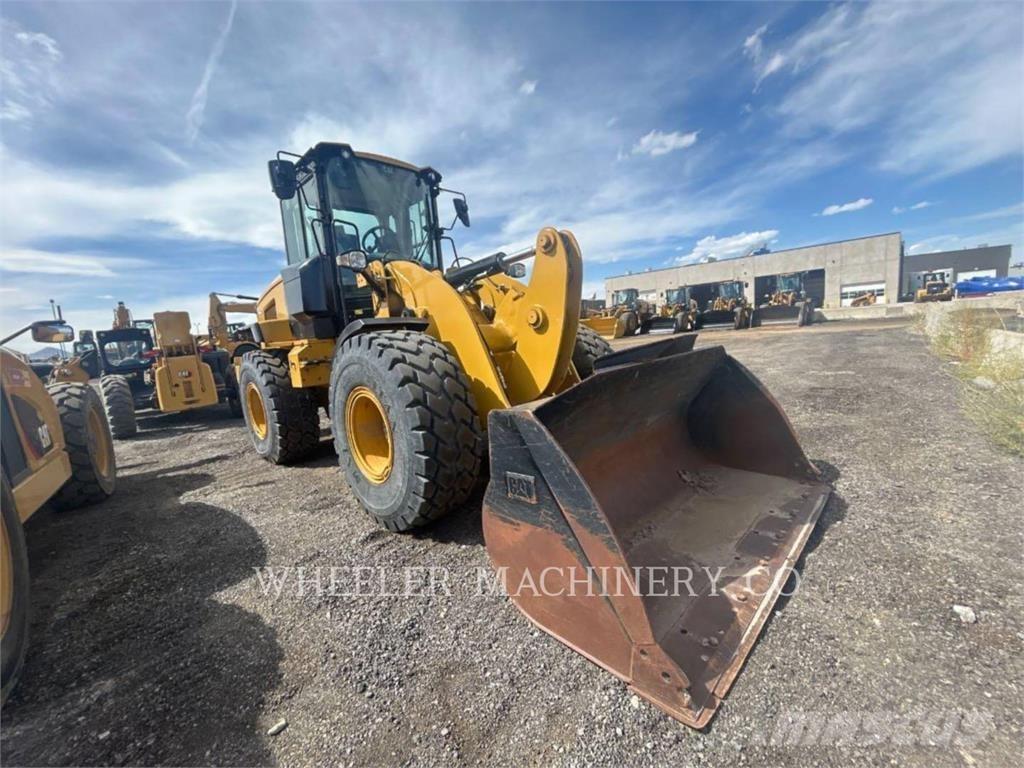 CAT 926M QC لوادر بعجل