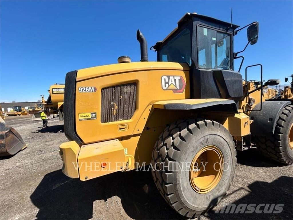 CAT 926M QC لوادر بعجل