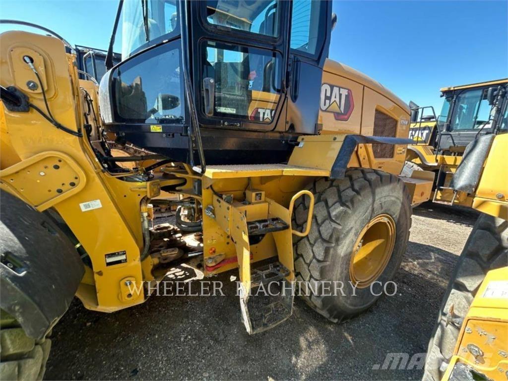 CAT 926M QC لوادر بعجل