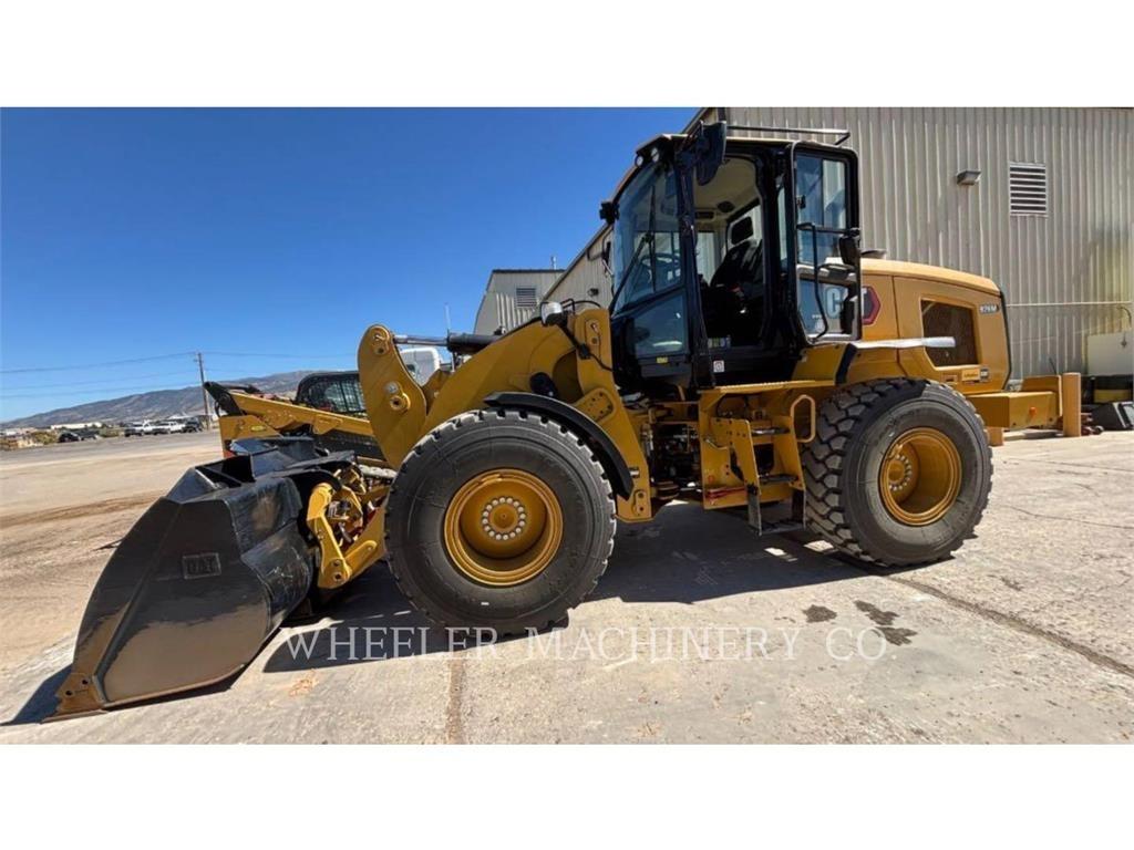 CAT 926M QC لوادر بعجل