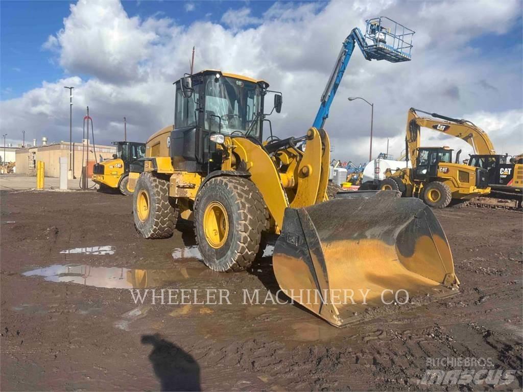 CAT 926M QC 3V لوادر بعجل