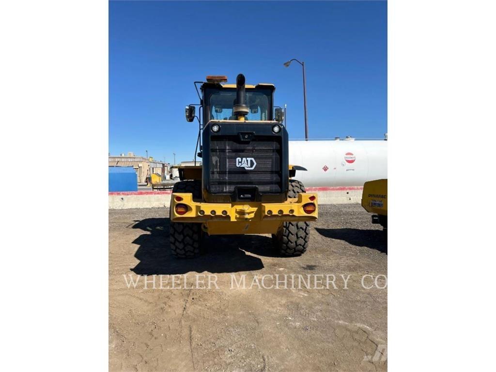 CAT 926M QC 3V لوادر بعجل