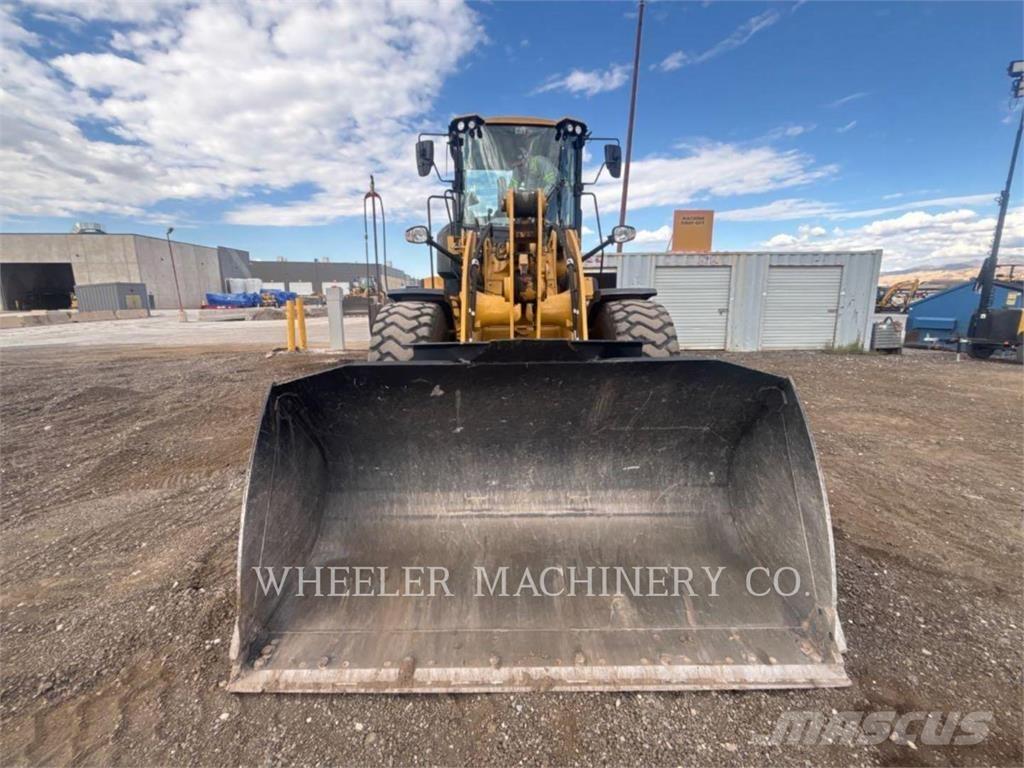 CAT 926M QC 3V لوادر بعجل