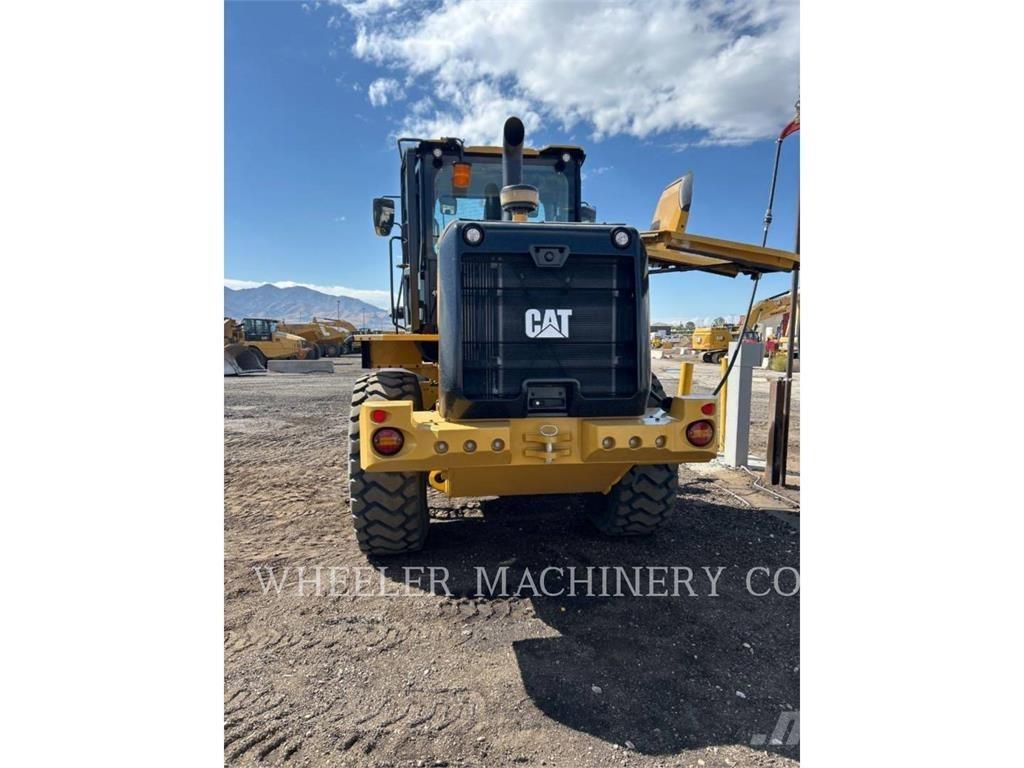 CAT 926M QC 3V لوادر بعجل